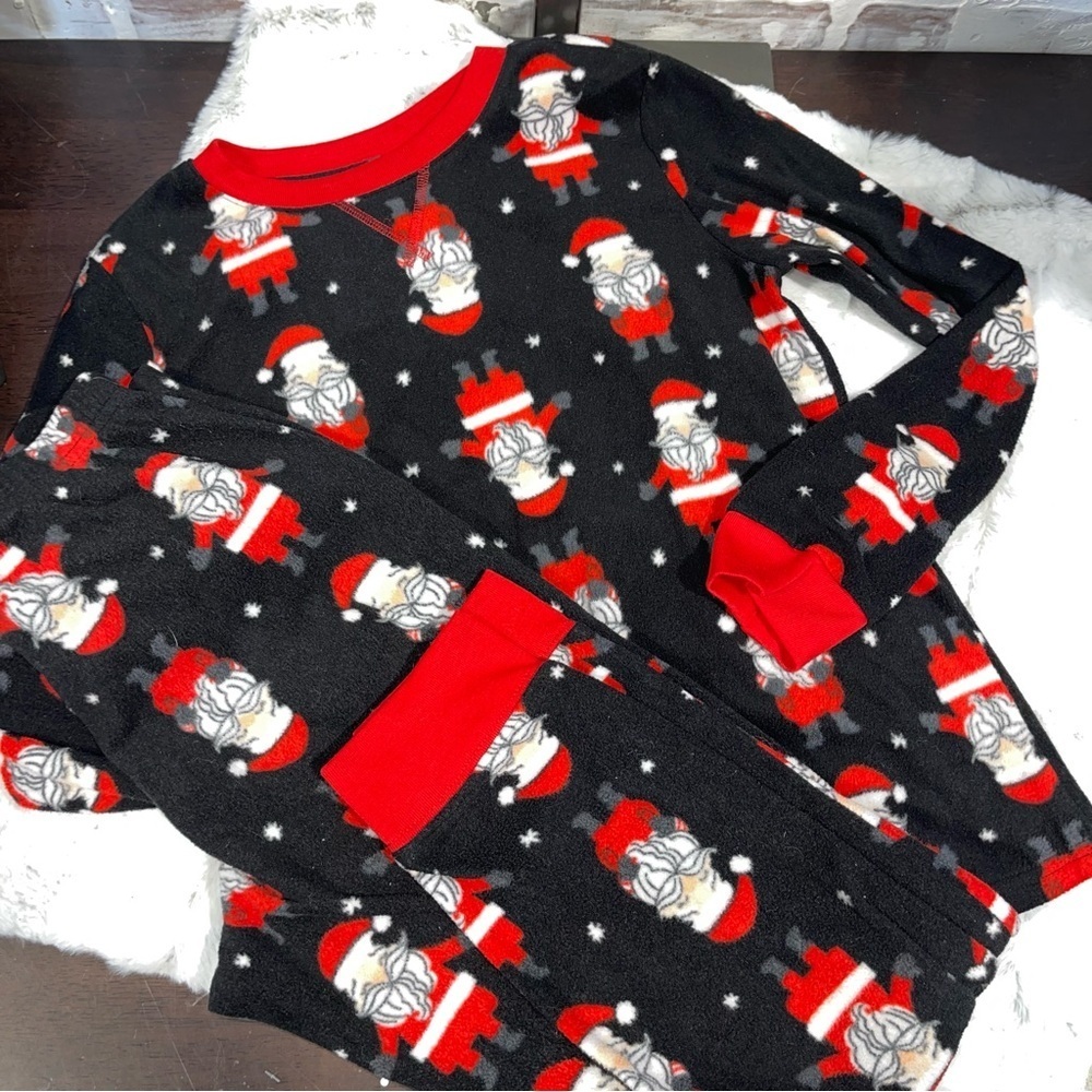 Jammies for your families Festive Santa Pajama Set kids size 8